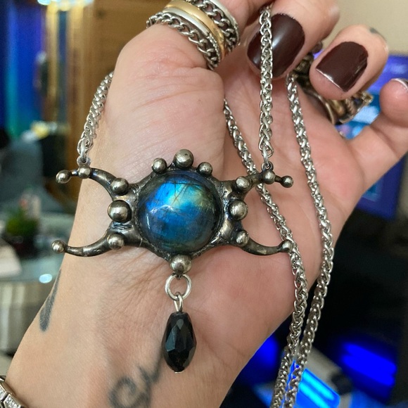 Natural labradorite gemstone triple moon goddess charm boho goth necklace . - Picture 5 of 12